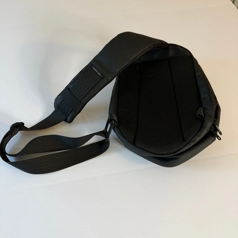Sarlar Hard Shell Sling Bag Black Geometric Crossbody USB Charging Port Travel